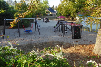 Spielplatz des ehemaligen Kindergartens Storchennest Grünewalde